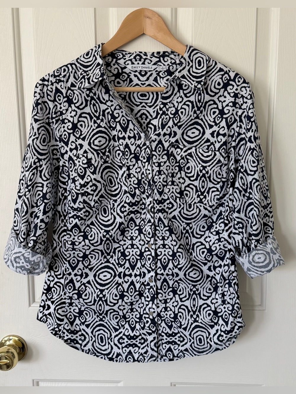 Emily Daniels navy & White Patterned Button-Down Shirt- stretchy side panels